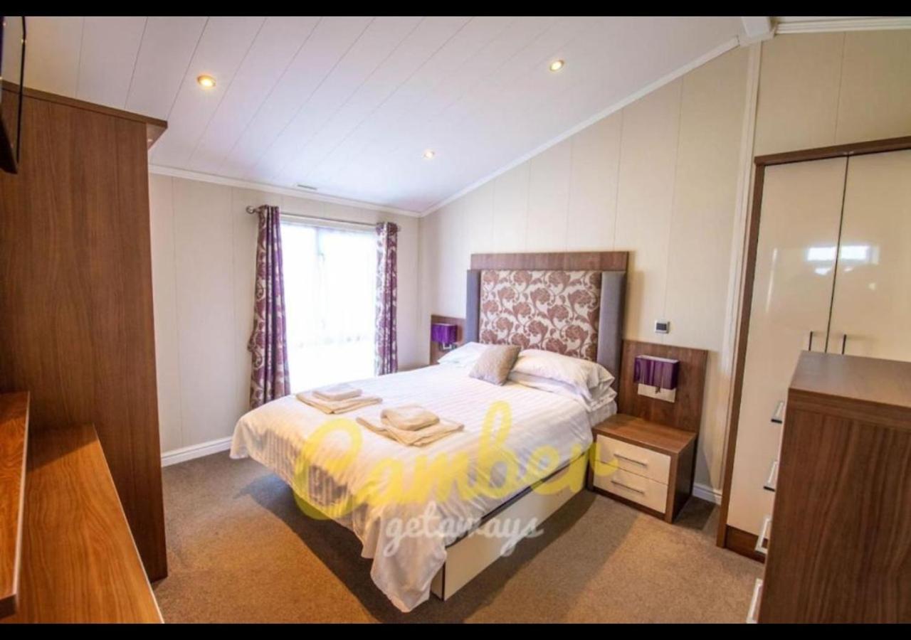 Mp768 - Camber Sands Holiday Park - Huge Lodge - Small Dog Friendly - Sleeps 8 エクステリア 写真
