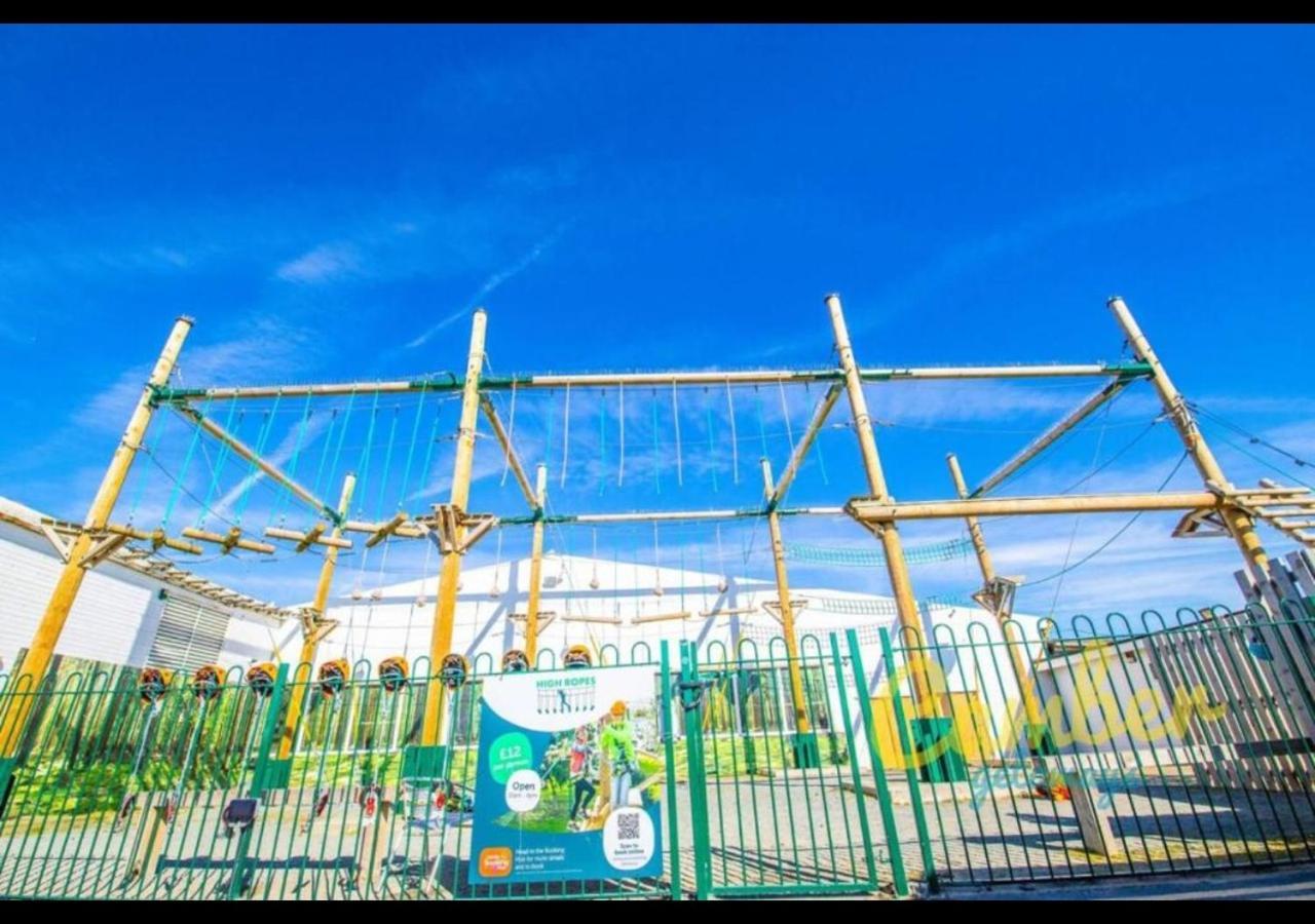 Mp768 - Camber Sands Holiday Park - Huge Lodge - Small Dog Friendly - Sleeps 8 エクステリア 写真